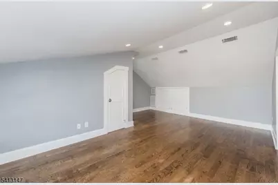 433 Valley Rd, Montclair, NJ 07043 - Photo 10