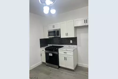 925 South St, Elizabeth, NJ 07202 - Photo 2