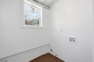 693 N 8th St, Newark, NJ 07107 - Photo 8