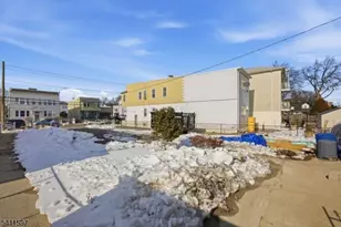 693 N 8th St, Newark, NJ 07107 - Photo 4