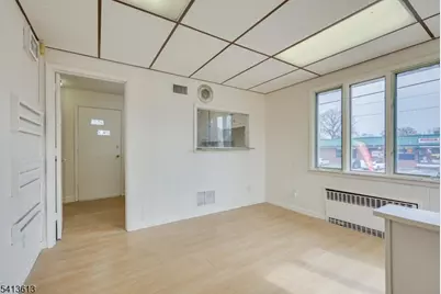 512 New Brunswick Ave, Woodbridge Township, NJ 08863 - Photo 10