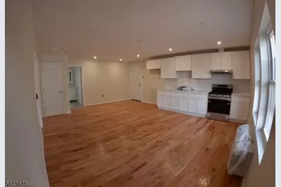 520 Bayway Ave #2A, Elizabeth, NJ 07202 - Photo 4