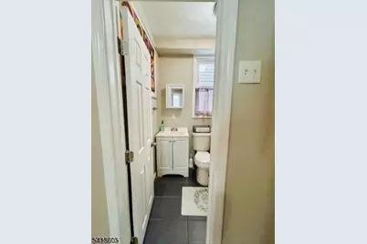 123 N 15th St, East Orange, NJ 07017 - Photo 6