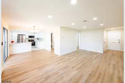 149B Maclura Plz, Monroe Township, NJ 08831 - Photo 6