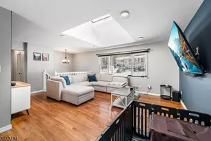 7 Alpine Dr, Butler, NJ 07405 - Photo 6