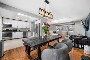 7 Alpine Dr, Butler, NJ 07405 - Photo 10