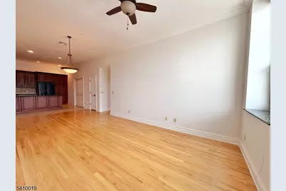 33 Forest Ave #2A, Hawthorne, NJ 07506 - Photo 2