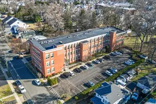 33 Forest Ave, Hawthorne, NJ 07506 - Photo 14