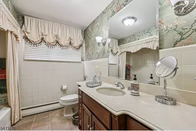 33 Lotz St, North Haledon, NJ 07508 - Photo 14
