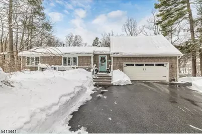 87 Fairlawn Dr, West Milford, NJ 07421 - Photo 2