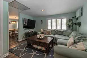 87 Fairlawn Dr, West Milford, NJ 07421 - Photo 4