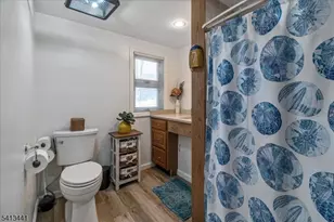 87 Fairlawn Dr, West Milford, NJ 07421 - Photo 18