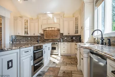 16 Lawrence Rd, Wayne, NJ 07470 - Photo 8