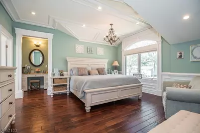 16 Lawrence Rd, Wayne, NJ 07470 - Photo 14