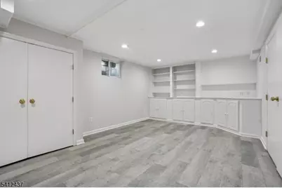 12 Meadowbrook Road, Millburn, NJ 07078 - Photo 30