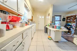 820 E 2nd St, Plainfield, NJ 07062 - Photo 8