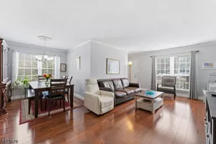 109 Edward Dr, Franklin Township, NJ 08823 - Photo 4