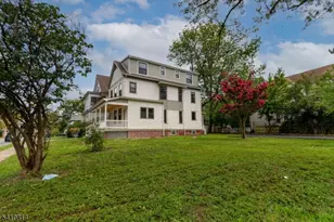 21 Dodd St, East Orange, NJ 07017 - Photo 2