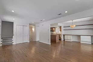 8 E Somerset Hills Ct, Bernardsville, NJ 07924 - Photo 4