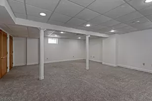 8 E Somerset Hills Ct, Bernardsville, NJ 07924 - Photo 20