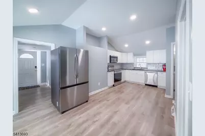 10 Ludlow St, Jefferson Township, NJ 07885 - Photo 4