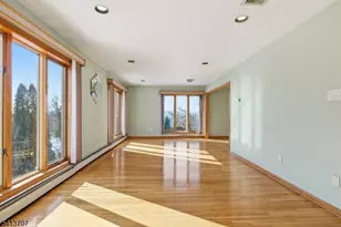 32 Sylvan Dr, Montville Township, NJ 07058 - Photo 6