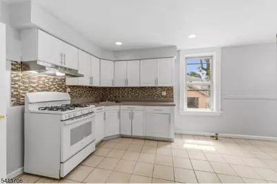 124 Hillcrest Ave, Plainfield, NJ 07062 - Photo 10