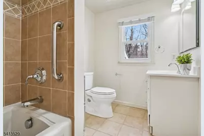 21 Hooper Ave, West Orange Township, NJ 07052 - Photo 18