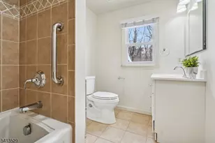 21 Hooper Ave, West Orange Township, NJ 07052 - Photo 18