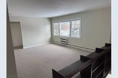 222 Pitney Pl #1, Morris Township, NJ 07960 - Photo 2