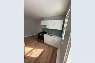 431 S 18th St, Newark, NJ 07103 - Photo 8