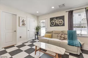 303 Saratoga Ct, Branchburg Township, NJ 08876 - Photo 8