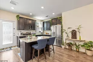 303 Saratoga Ct, Branchburg Township, NJ 08876 - Photo 10