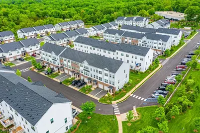 303 Saratoga Ct Ondo, Branchburg Township, NJ 08876 - Photo 42