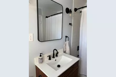 32 Pitt St, Bloomfield, NJ 07003 - Photo 6