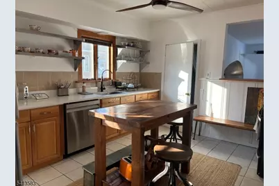 32 Pitt St, Bloomfield, NJ 07003 - Photo 2