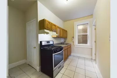 413-15 Dodd St #6, East Orange, NJ 07017 - Photo 4