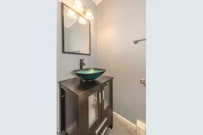 17 Village Dr, Hamburg, NJ 07419 - Photo 16