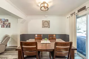 17 Village Dr, Hamburg, NJ 07419 - Photo 10