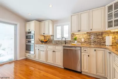 13 Porter Rd, West Orange Township, NJ 07052 - Photo 10