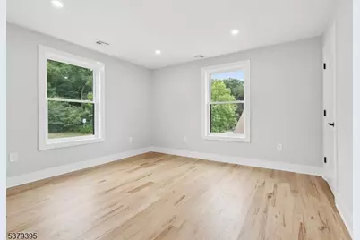 76 Elm Rd, Caldwell, NJ 07006 - Photo 26