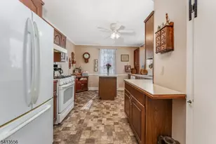 40 Sergeantsville Rd, Raritan Township, NJ 08822 - Photo 14