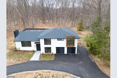 156 Park Rd, Parsippany, NJ 07054 - Photo 1