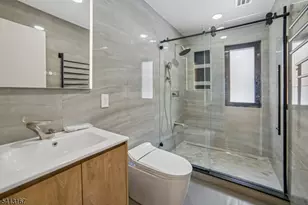 156 Park Rd, Parsippany, NJ 07054 - Photo 32