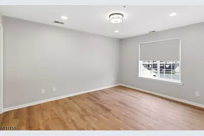 100 Village Dr, Morris Township, NJ 07960 - Photo 12