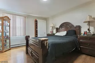 24 Hewitt Ave, Belleville, NJ 07109 - Photo 22