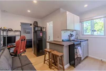 923 Ringwood Ave #2, Wanaque, NJ 07420 - Photo 4