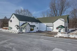 120 Fairmount Rd E, Tewksbury Township, NJ 07830 - Photo 2