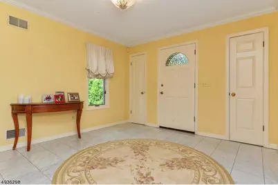 25 Bedford Rd, Summit, NJ 07901 - Photo 2