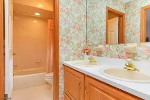 25 Bedford Rd, Summit, NJ 07901 - Photo 18